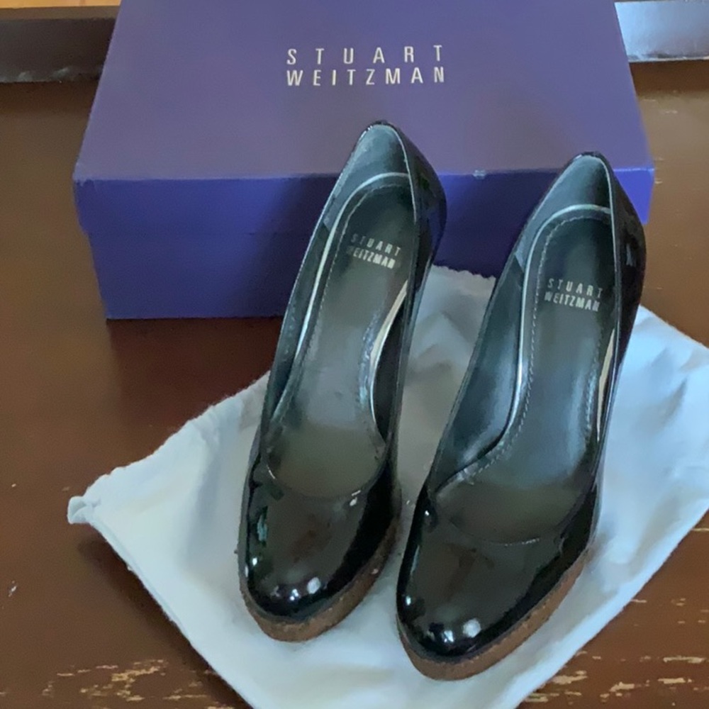 Stuart Weitzman Black patent leather Heel Size 6
